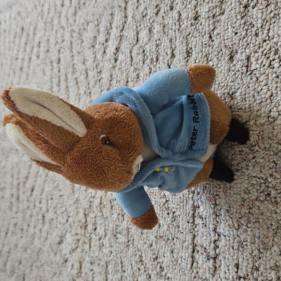 Peter Rabbit Plush - Picture 2 of 8